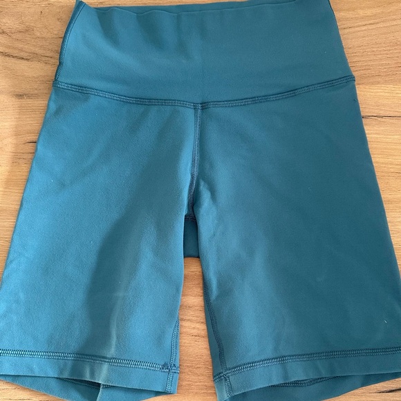 Aritzia Pants - Aritzia TNA Teal High-Waist Bike Shorts - Size S - 7” Inseam - EUC